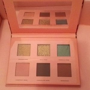 💙 NWT colored raine ROSE GARDEN